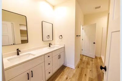 209 Stonehill Court, Ripon, WI 54971 - Photo 6