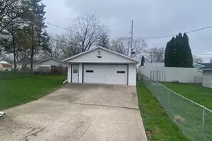 1747 Cleveland St, Beloit, WI 53511 - Photo 4