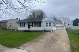 1747 Cleveland St, Beloit, WI 53511 - Photo 2