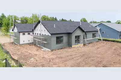 425 Village Lane, Ripon, WI 54971 - Photo 6