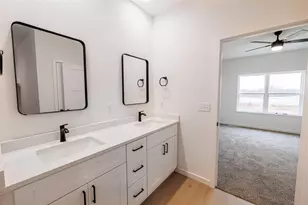 425 Village Ln, Ripon, WI 54971 - Photo 10