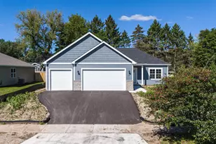 442 Village Ln, Ripon, WI 54971 - Photo 2