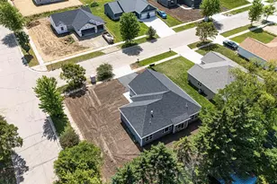 442 Village Ln, Ripon, WI 54971 - Photo 12