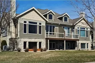 440 Grandview Dr, Waunakee, WI 53597 - Photo 2