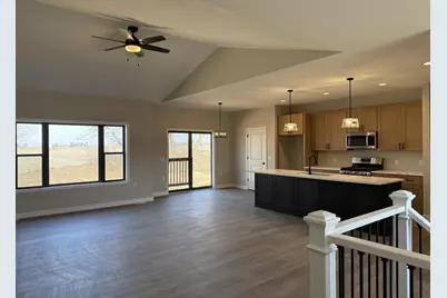 333 Drumlin Loop, Ripon, WI 54971 - Photo 8