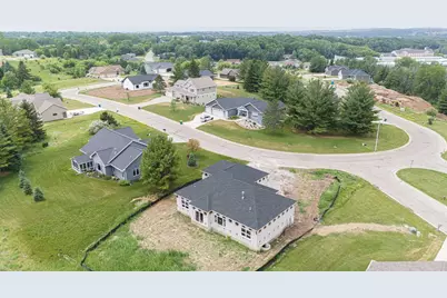 333 Drumlin Loop, Ripon, WI 54971 - Photo 4