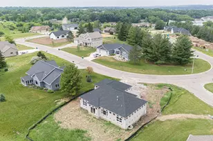 333 Drumlin Loop, Ripon, WI 54971 - Photo 4