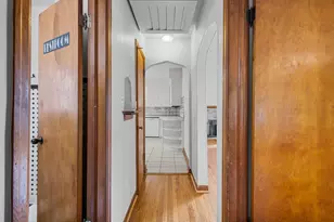 2105 E Johnson St, Madison, WI 53704 - Photo 16