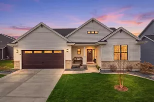 6071 Shooting Star Ct, Mcfarland, WI 53558 - Photo 2