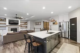 6071 Shooting Star Ct, Mcfarland, WI 53558 - Photo 14