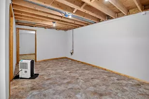 6776 Dawn Dr, Windsor, WI 53598 - Photo 36