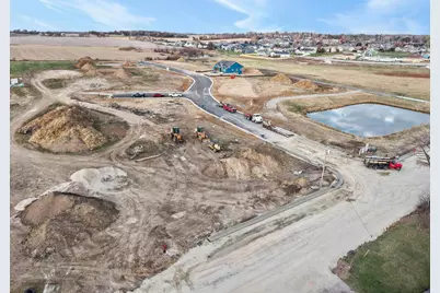 808 Porter Road, Janesville, WI 53536 - Photo 6