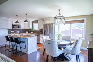 926 Elm St, Mauston, WI 53948 - Photo 6