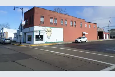 320 - 322 Superior Avenue, Tomah, WI 54660 - Photo 1
