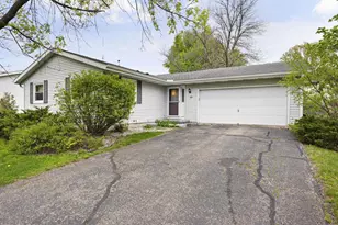 2313 Muir Field Rd, Madison, WI 53719 - Photo 2