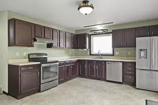 2313 Muir Field Rd, Madison, WI 53719 - Photo 18