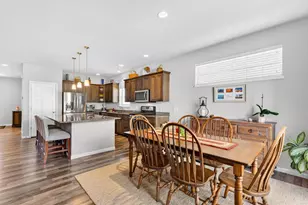 9801 Hawks Nest Dr, Verona, WI 53593 - Photo 12