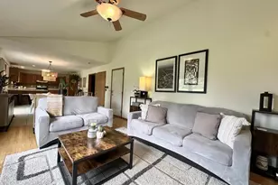6892 Moonlight Cir, Sun Prairie, WI 53590 - Photo 20