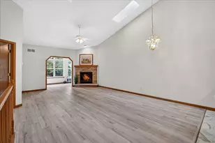 1177 Sawyer Way, Sun Prairie, WI 53590 - Photo 6
