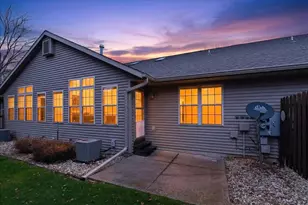 1177 Sawyer Way, Sun Prairie, WI 53590 - Photo 2
