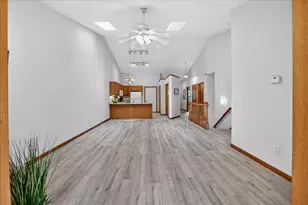 1177 Sawyer Way, Sun Prairie, WI 53590 - Photo 10