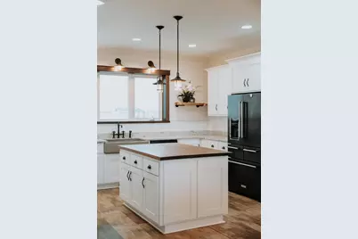 N6329 Tradewinds Circle, Beaver Dam, WI 53916 - Photo 6