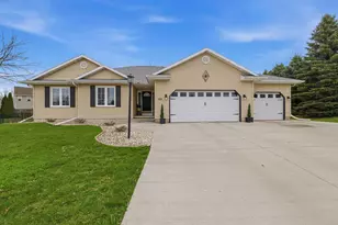 321 Morgan Ln, Beaver Dam, WI 53916 - Photo 2