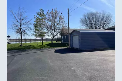 322 W State Street, New Lisbon, WI 53950 - Photo 32