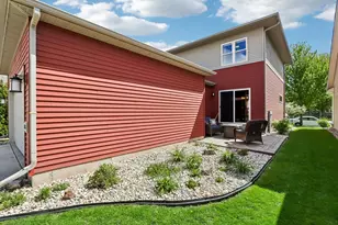 8866 Red Beryl Dr, Middleton, WI 53562 - Photo 30