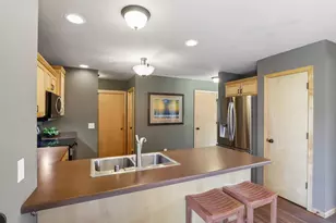 8866 Red Beryl Dr, Middleton, WI 53562 - Photo 12