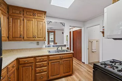 1104 Lawrence Street, Madison, WI 53715 - Photo 16