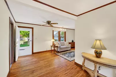 1104 Lawrence Street, Madison, WI 53715 - Photo 6