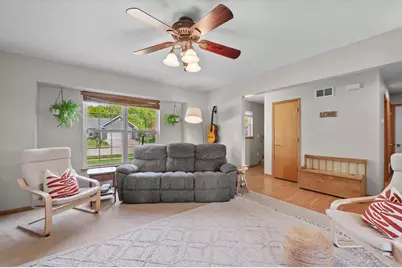 132 Mark Drive, Johnson Creek, WI 53038 - Photo 6