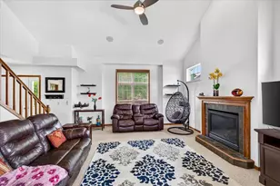 26 Yarrow Cir, Madison, WI 53719 - Photo 6