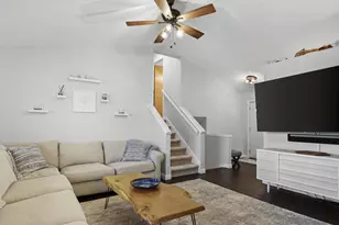 1802 Grafton Rd, Madison, WI 53716 - Photo 8