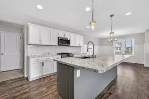 976 Griffin Way, DeForest, WI 53532 - Photo 10