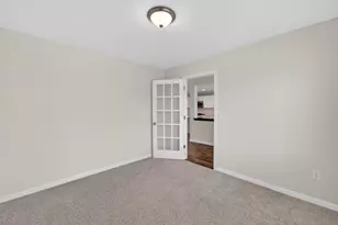 976 Griffin Way, DeForest, WI 53532 - Photo 12