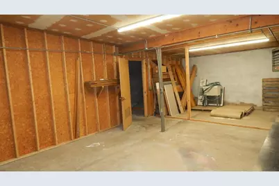 210 N Iowa Street, Ridgeville, WI 53533 - Photo 18