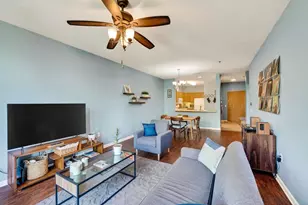 301 Harbour Town Dr, Madison, WI 53717 - Photo 6