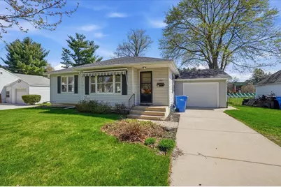 209 Shuman Street, Verona, WI 53593 - Photo 2