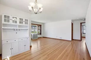 209 Shuman St, Verona, WI 53593 - Photo 6