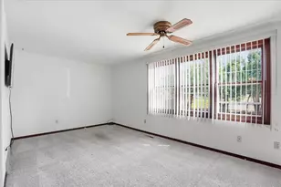 209 Shuman St, Verona, WI 53593 - Photo 14
