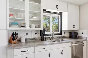 1821 Manley St, Madison, WI 53704 - Photo 14