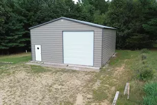 2284 Pine Dr, Friendship, WI 53934 - Photo 4