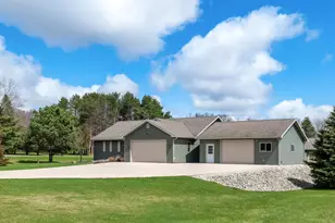 N6008 Forest Ridge Rd, Green Lake, WI 54941 - Photo 4
