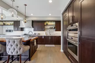 1718 Hidden Hill Dr, Madison, WI 53593 - Photo 8