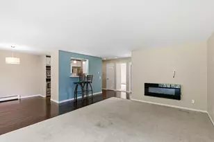 2140 Allen Blvd, Middleton, WI 53562 - Photo 12