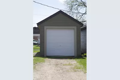 886 Central Avenue, Richland Center, WI 53581 - Photo 6
