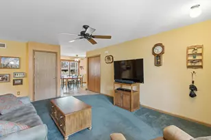 309 King St, Stoughton, WI 53589 - Photo 6