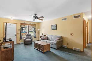 309 King St, Stoughton, WI 53589 - Photo 4